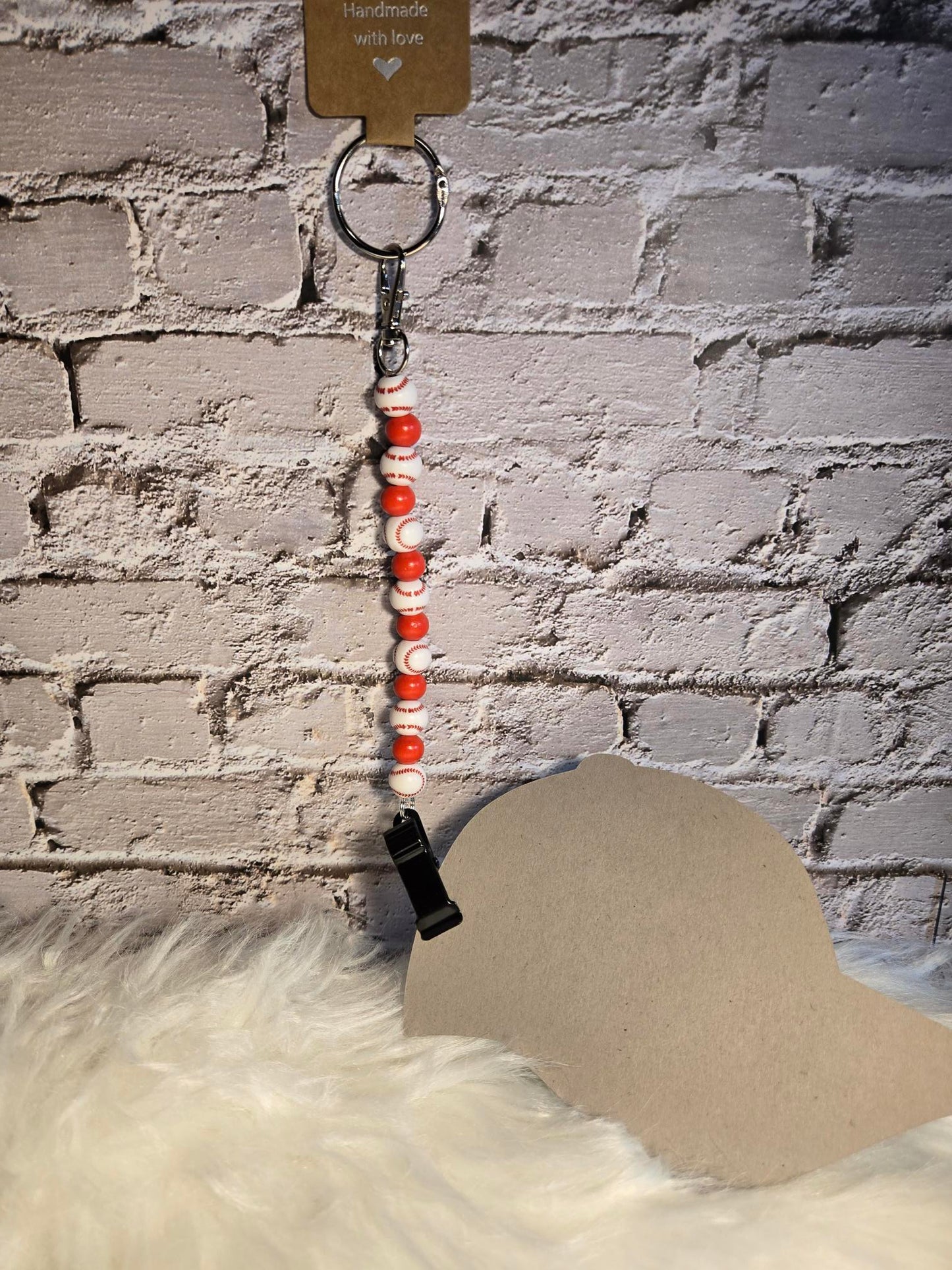16001 - Hat Clips