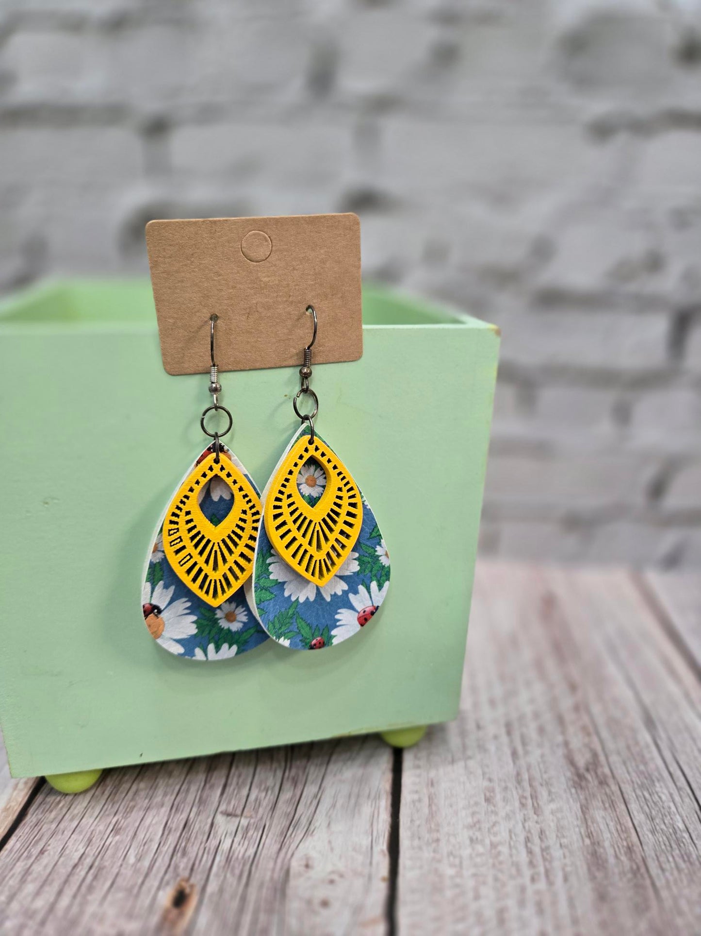 Earrings - Item 6051
