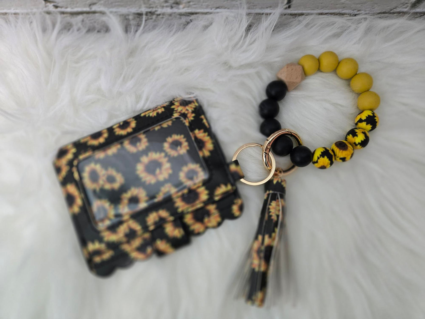 Wristlets - Item 11004