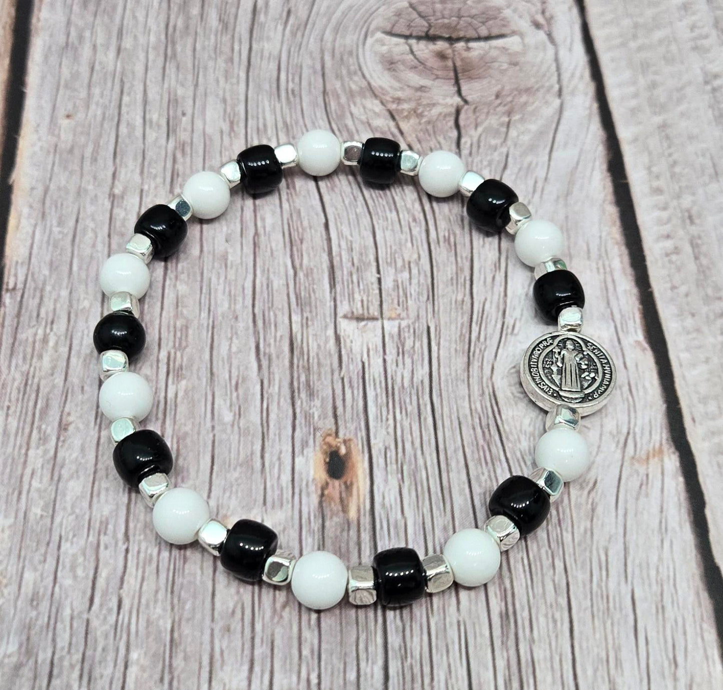 Bracelets - Item 4007