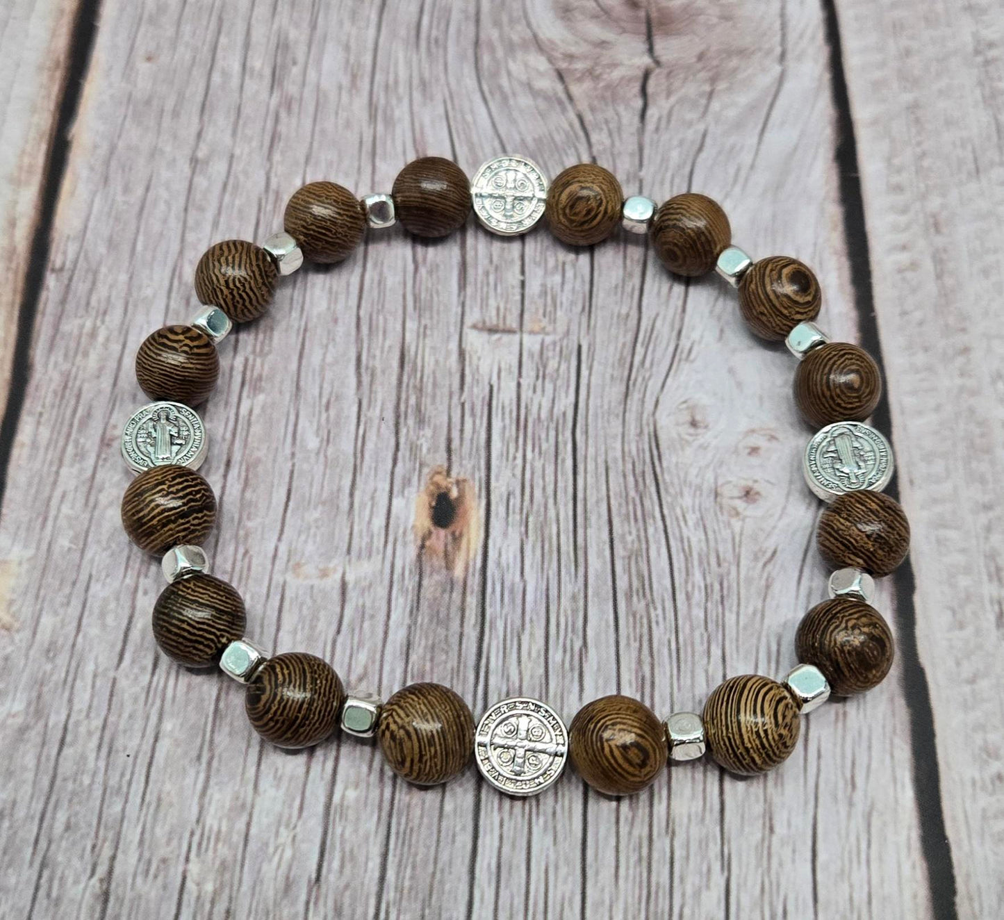 Bracelets - Item 4009