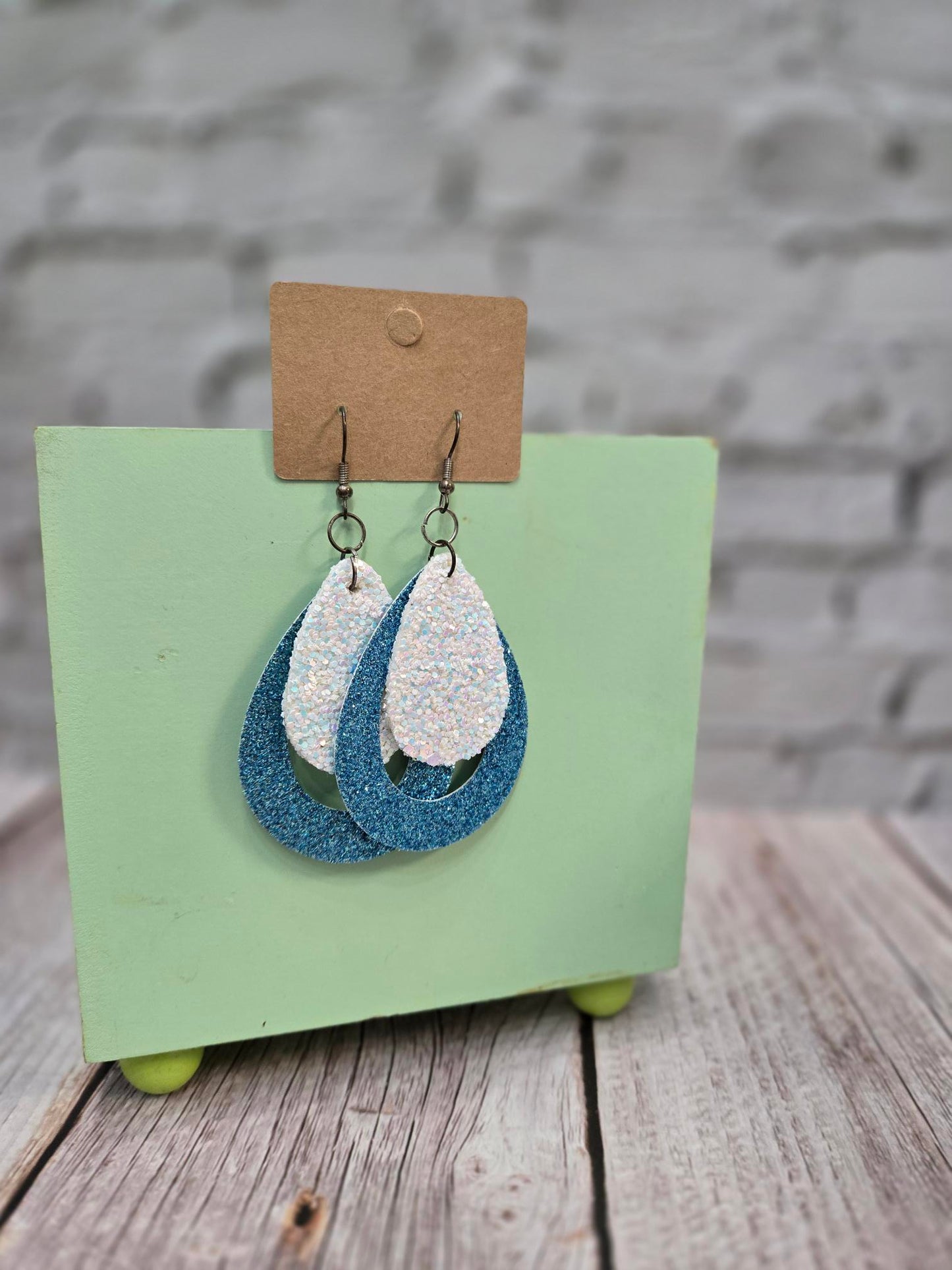 Earrings - Item 6003