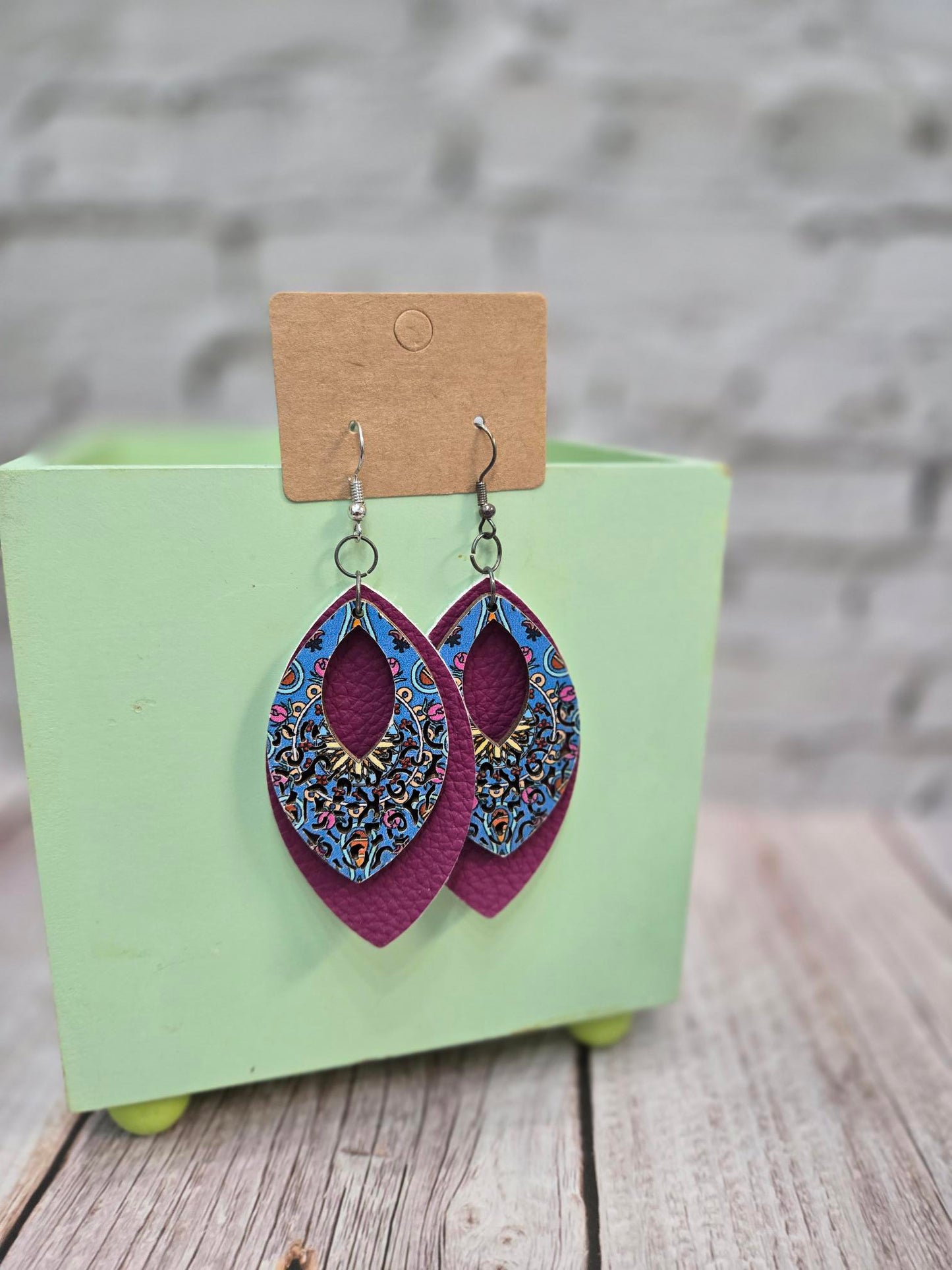 Earrings - Item 6006