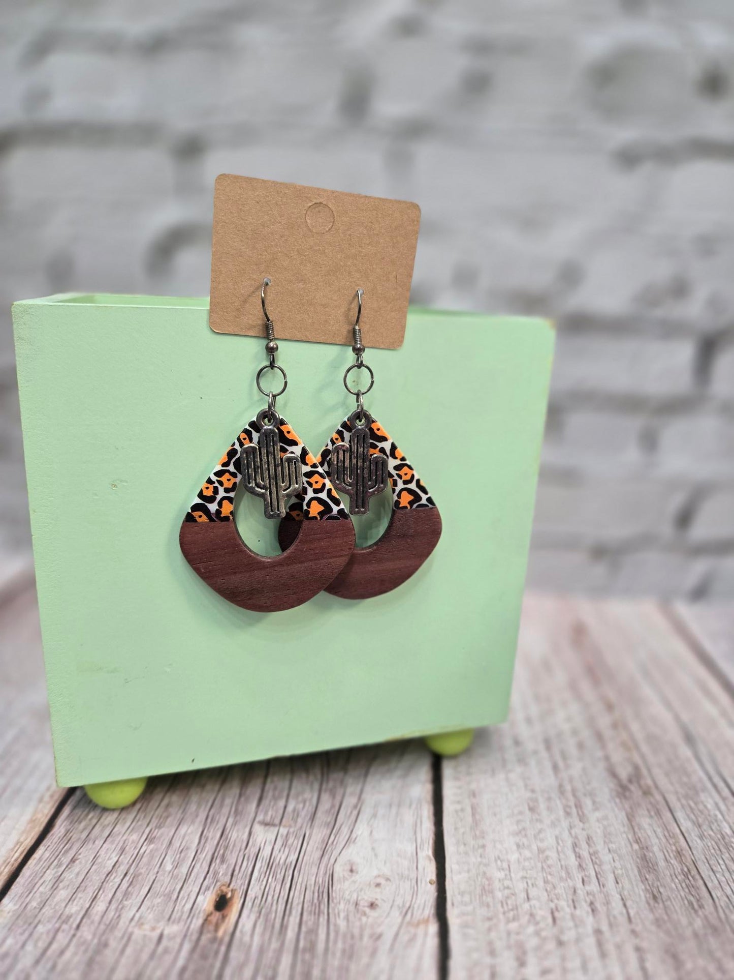 Earrings - Item 6007