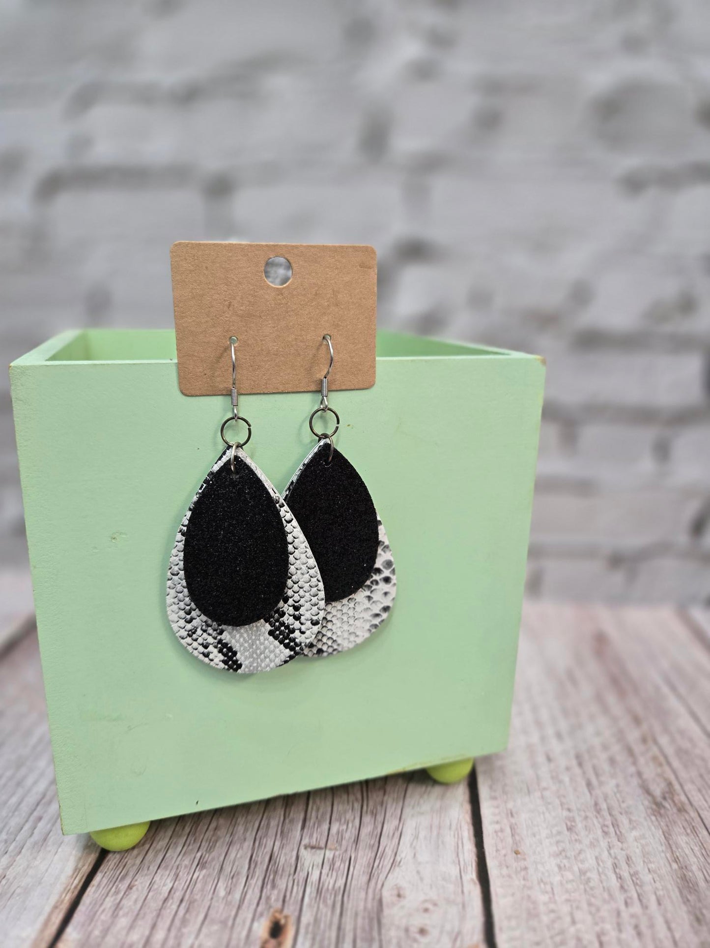 Earrings - Item 6069