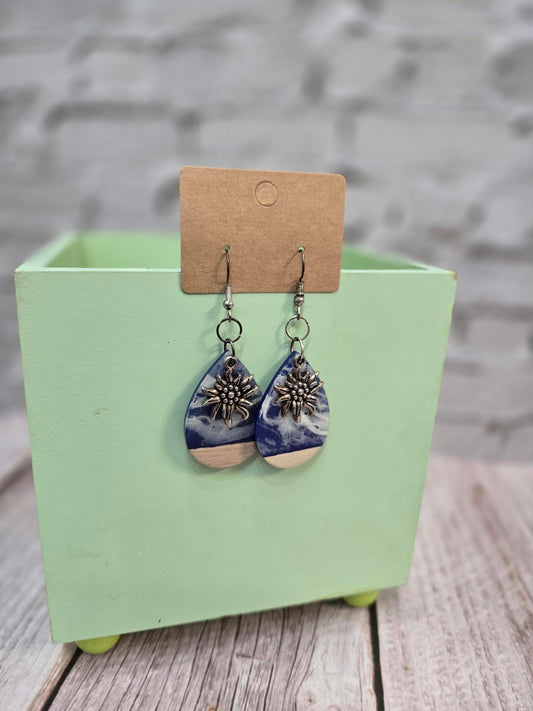 Earrings - Item 6075