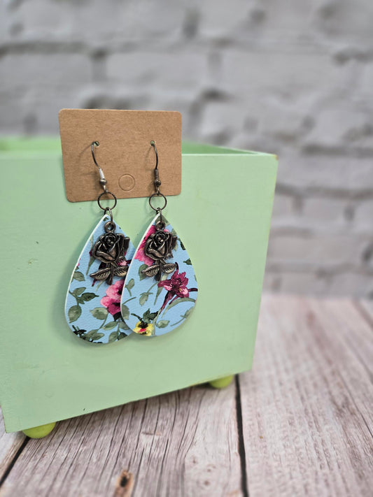 Earrings - Item 6111